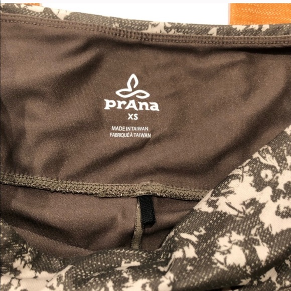 ‼️Gifted‼️PrAna Cropped Leggings XS - Picture 9 of 10